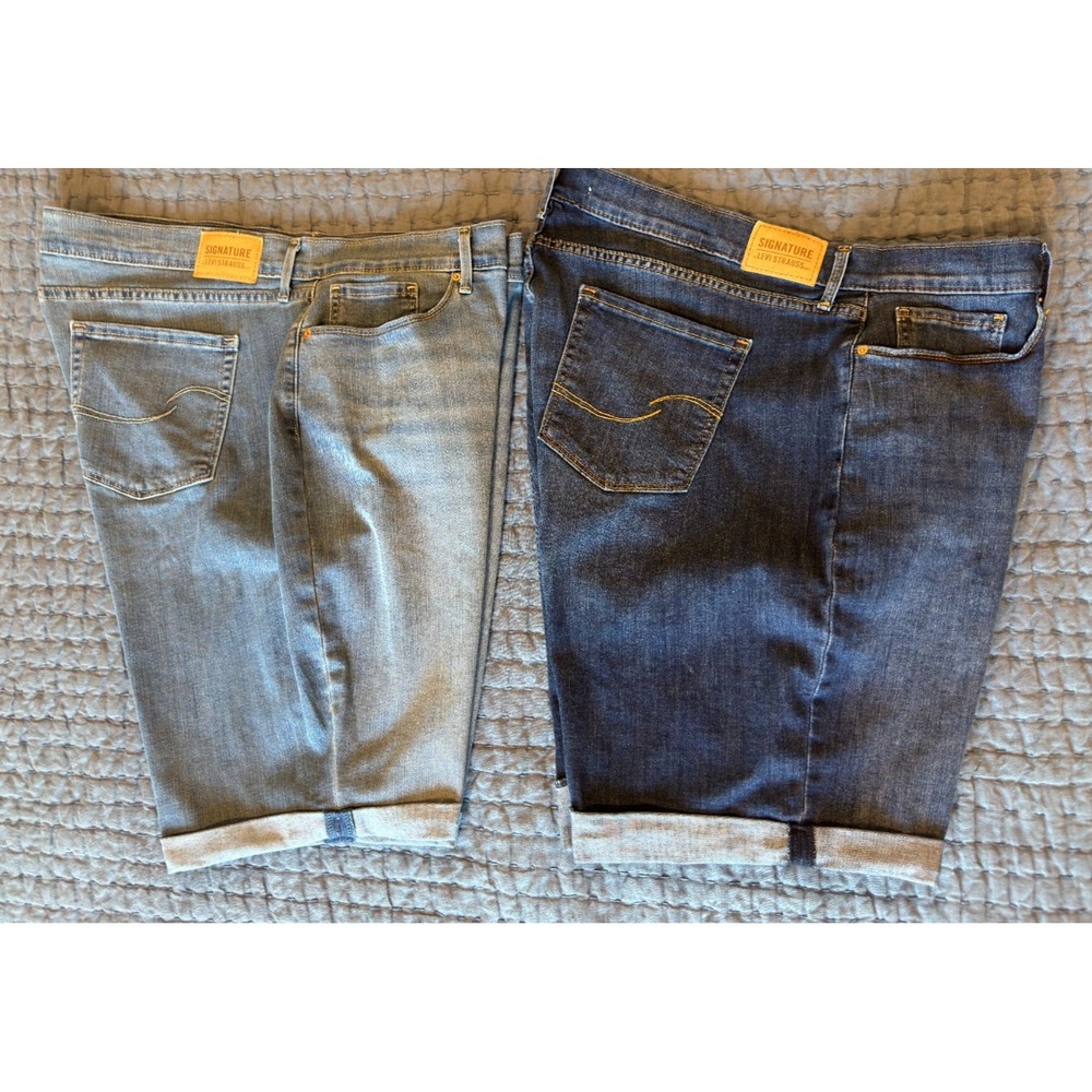 Signature by Levi Strauss Lot of 2 Cuffed Bermuda Shorts 9" Inseam Women's 22